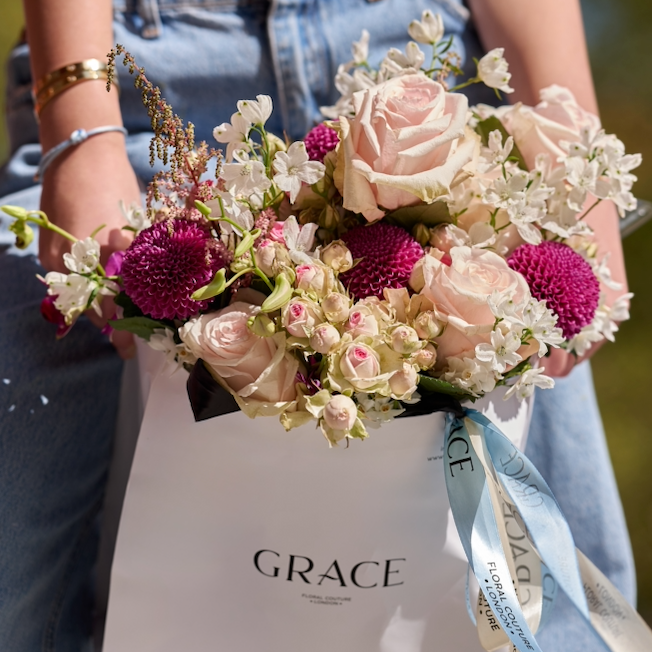 The art of choosing a flower gift