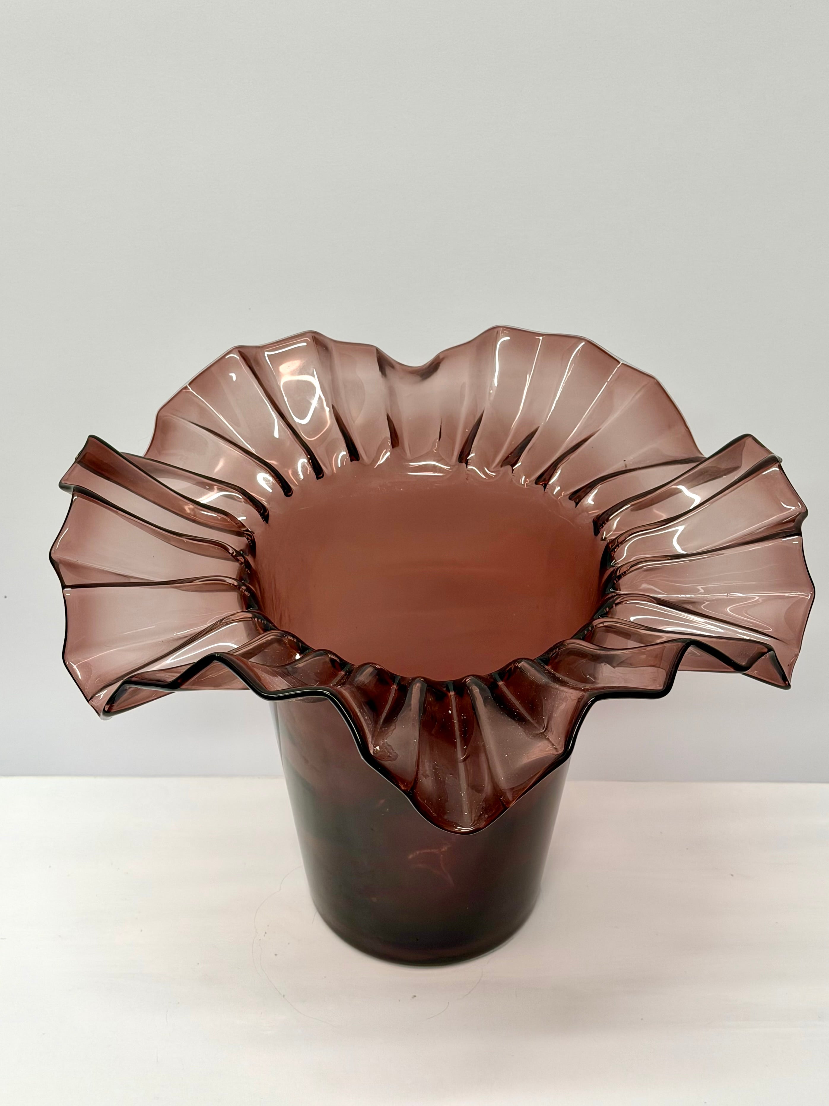 Ruffle Muse Vase