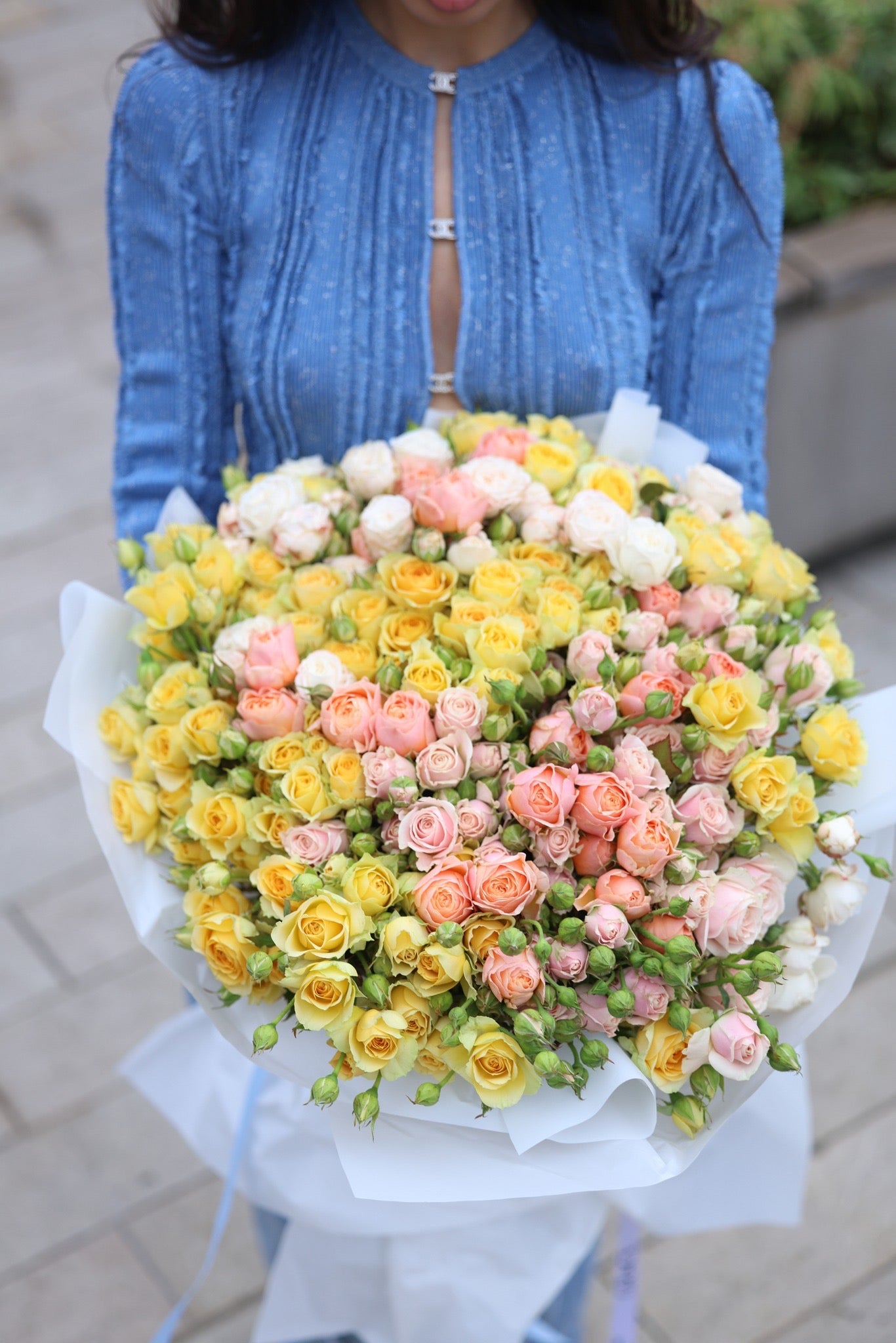 Tea spray roses