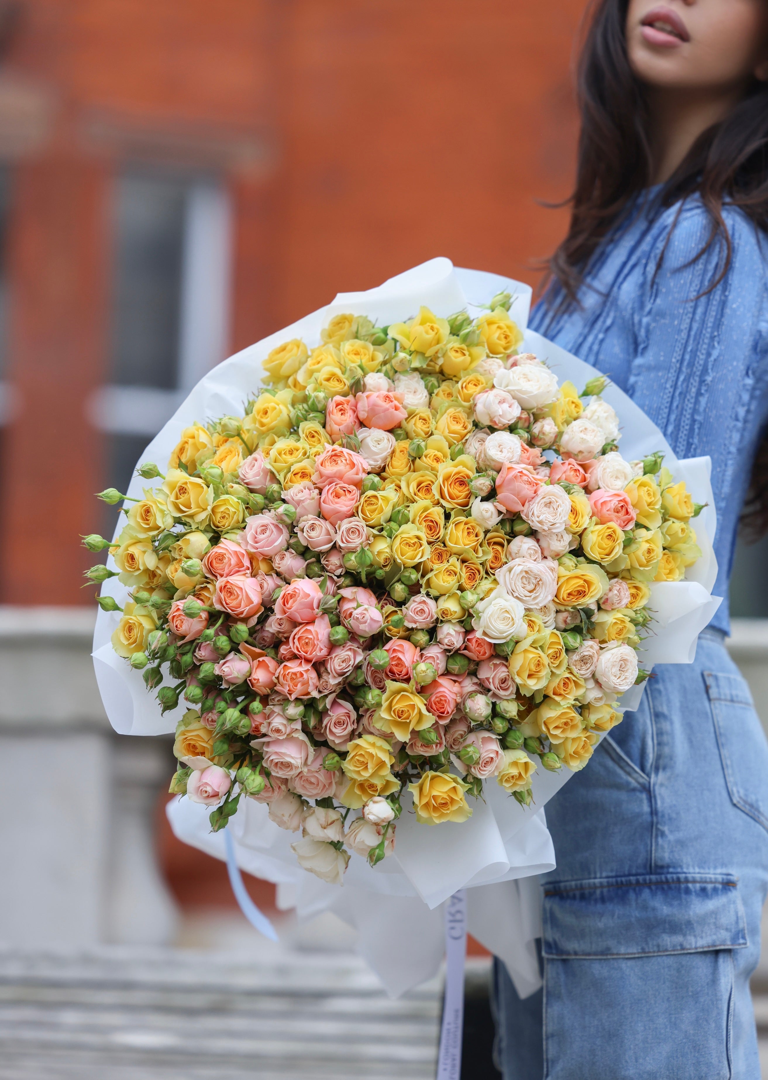 Tea spray roses