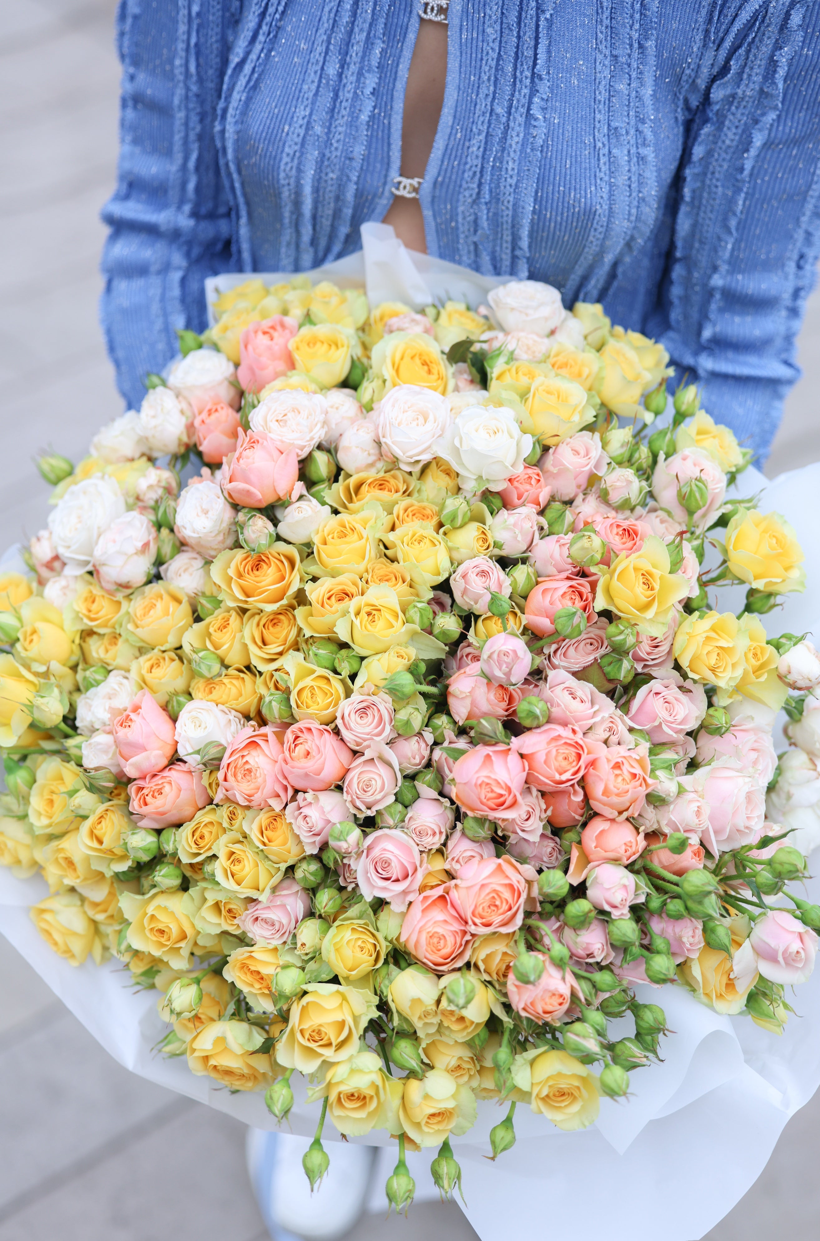 Tea spray roses