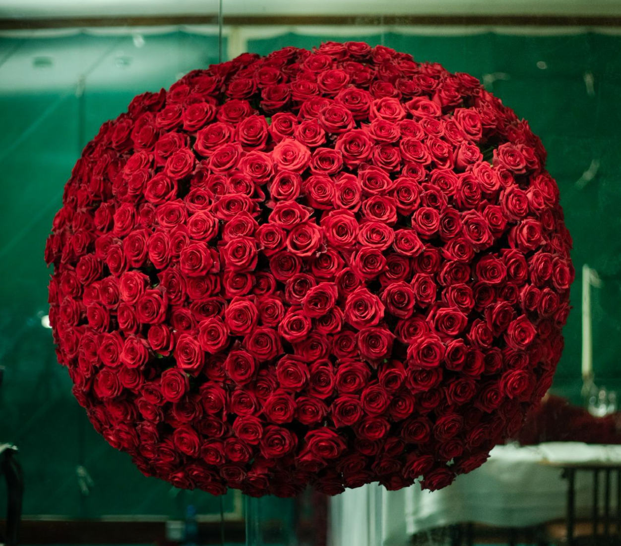Grande Red Rose Bouquet